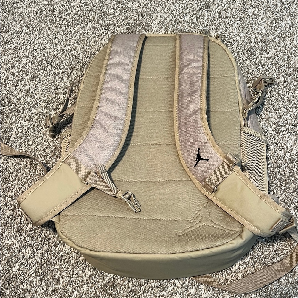 Jordan Beige Backpack with Black Logo - Picture 6 of 8